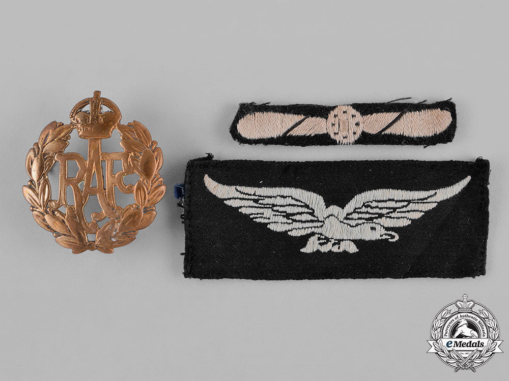 united_kingdom._a_second_war_group_of_five,982_squadron,_royal_air_force_c18-041451
