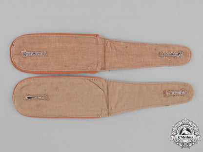 germany,_luftwaffe._a_pair_of_luftwaffe_em/_nco’s_signals_tropical_shoulder_straps_c18-041543_1