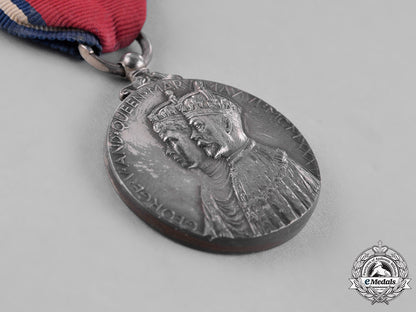 canada._a_first_war_group_to_nursing_sister_hamilton,_canadian_army_medical_corps_c18-041588