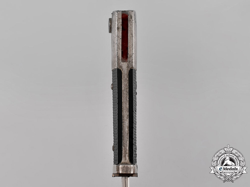 germany,_heer._an_etched_short_bayonet,_by_f._w._holler_c18-041721