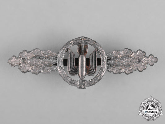 germany,_luftwaffe._a_bomber_pilot’s_clasp,_silver_grade,_by_funke_and_brüninghaus_c18-041752