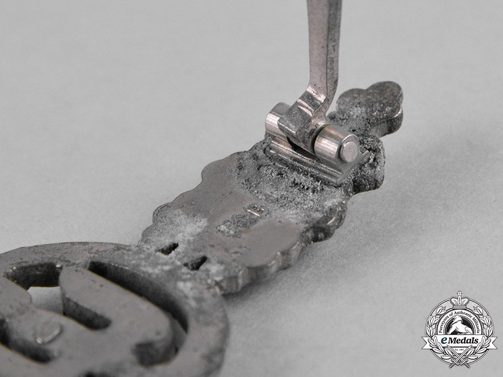 germany,_luftwaffe._a_bomber_pilot’s_clasp,_silver_grade,_by_funke_and_brüninghaus_c18-041757