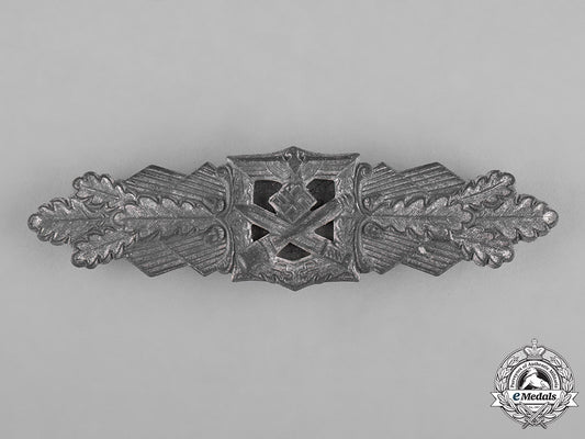 germany,_wehrmacht._a_close_combat_clasp,_silver_grade,_by_friedrich_linden_c18-041793_2_1_1_1_1