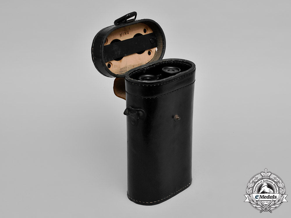 germany,_wehrmacht._a_set_of_field_binoculars,_by_hensoldt&_söhne_werke_a-_g,_c.1941_c18-041848