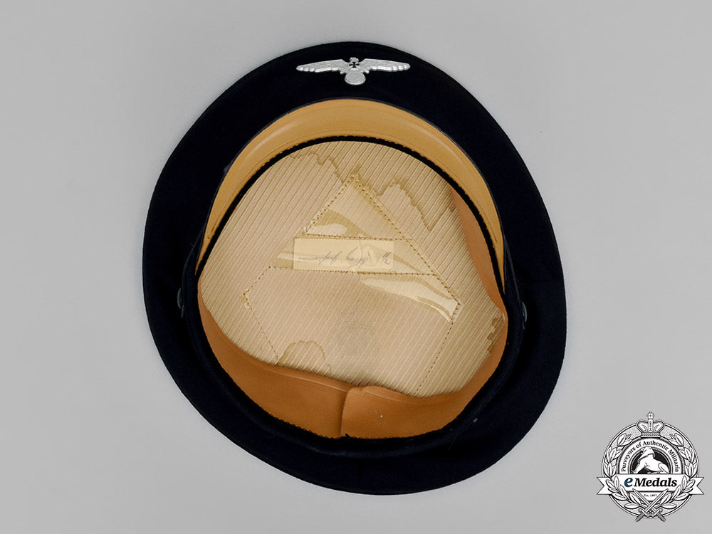 germany,_ns-_rkb._a_ns-_reichskriegerbund_member’s_visor_cap,_c.1939_c18-041903