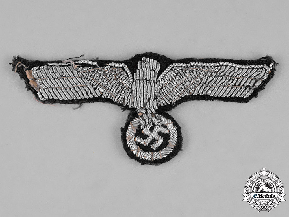 germany,_heer._a_group_of_heer(_army-_panzer)_officer’s_uniform_insignia_c18-042149