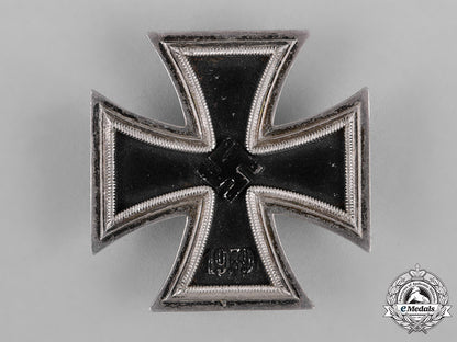 germany,_wehrmacht._an_iron_cross1939_i_class_c18-042168