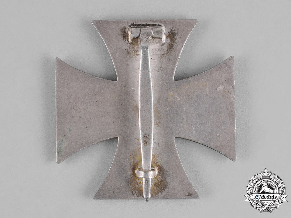 germany,_wehrmacht._an_iron_cross1939_i_class_c18-042169