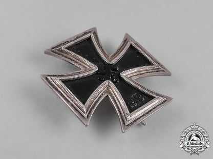 germany,_wehrmacht._an_iron_cross1939_i_class_c18-042170