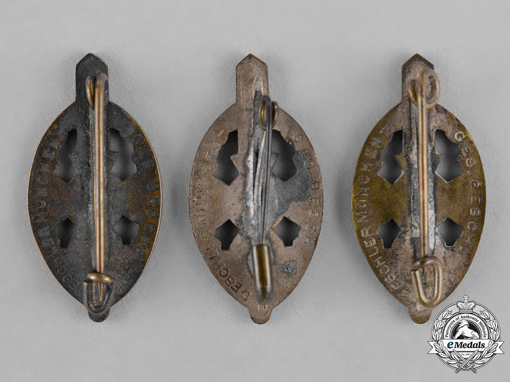 germany,_kyffhäuserbund._a_lot_of_kyffhäuserbund(_kyffhäuser_league)_badges_by_deschler&_sohn_c18-042231