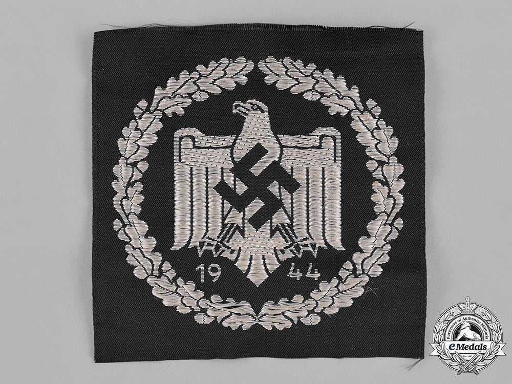 germany,_nsrl._a1944_national_socialist_league_of_the_reich_for_physical_exercise(_nsrl)_sports_shirt_eagle_c18-042241