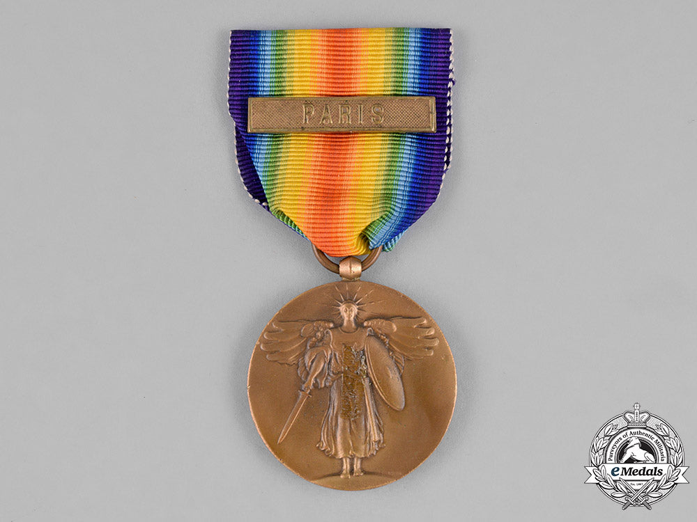 united_states._a_first_war_victory_medal_with_unofficial_paris_clasp_c18-042320
