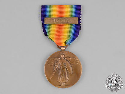 united_states._a_first_war_victory_medal_with_unofficial_paris_clasp_c18-042320