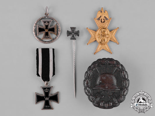germany,_imperial._a_group_of_first_war_period_badges_c18-042400