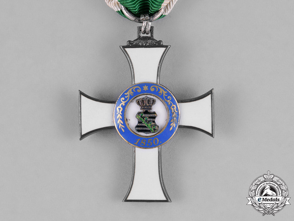 saxony,_kingdom._an_albrecht_order,_ii_class_knight’s_cross,_c.1910_c18-042428
