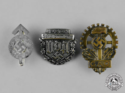 germany,_third_reich._a_lot_of_second_war_period_pins_c18-042457