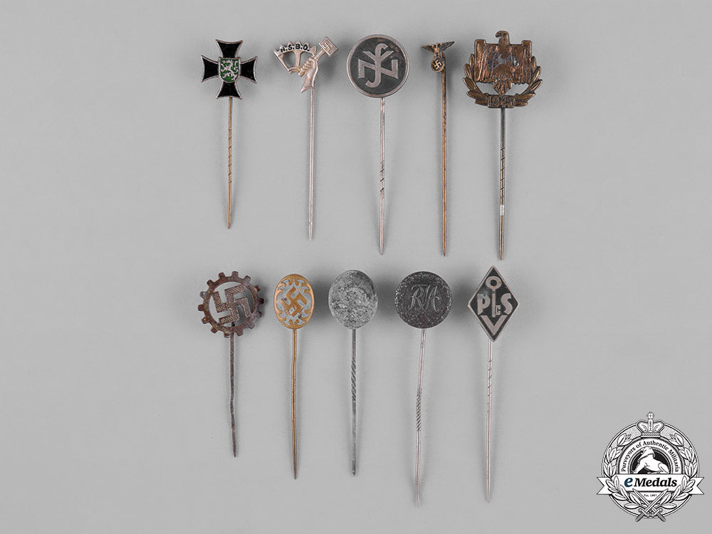 germany,_third_reich._a_lot_of_third_reich_period_stick_pins_c18-042491