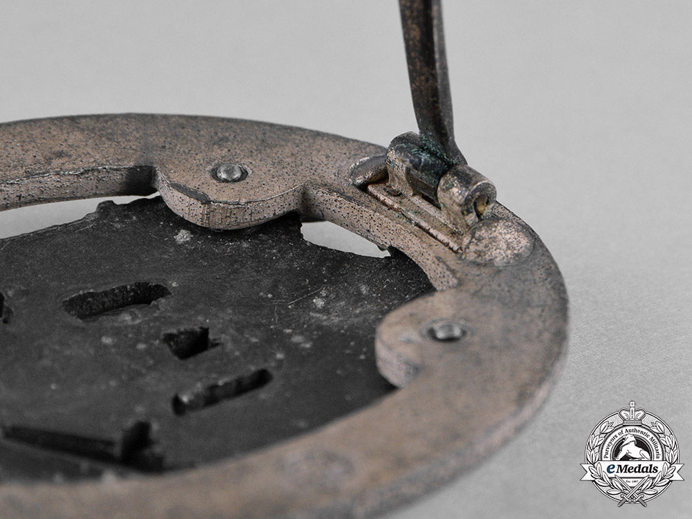 germany,_wehrmacht._a_general_assault_badge,_special_grade“25”,_by_rudolf_karneth&_söhne_c18-042513