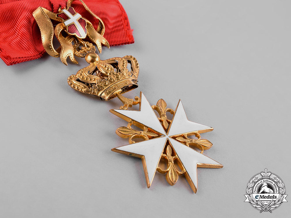 international._a_sovereign_military_hospitaller_order_of_saint_john_of_jerusalem,_breast_badge,_c._c18-042566