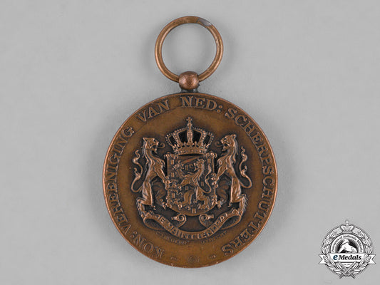 netherlands,_kingdom._an_association_of_dutch_sharpshooters_medal,_c.1915_c18-042574
