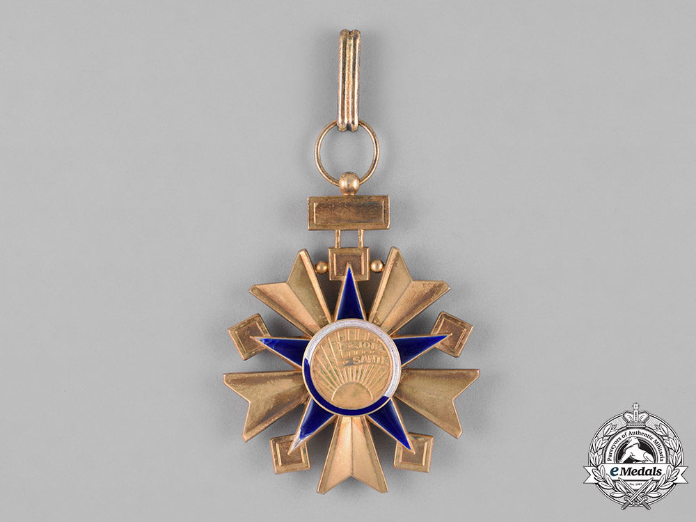 france,_republic._an_order_of_public_health,_commander,_c.1950_c18-042646