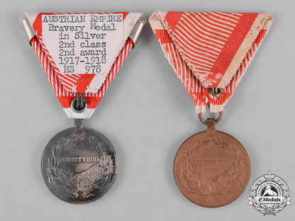 austria,_empire._two_bravery_medals,_by_kautsch,_c.1917_c18-042685