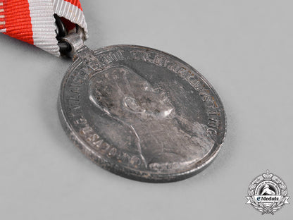 austria,_empire._two_bravery_medals,_by_kautsch,_c.1917_c18-042688