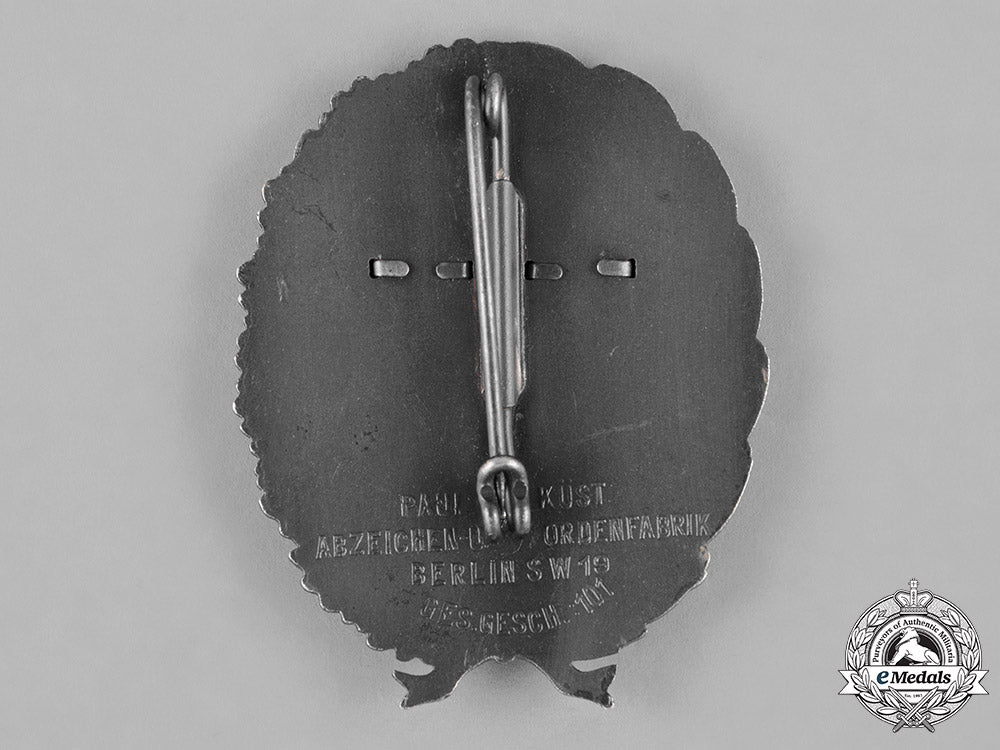 germany,_weimar._a_freikorps_schlageter_badge,_second_type,_by_paul_küst_c18-042819
