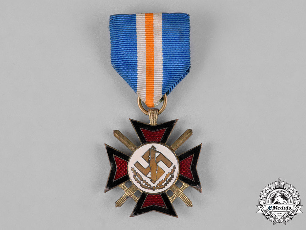 netherlands,_nsb._a_mussert_bravery_cross_c18-042897