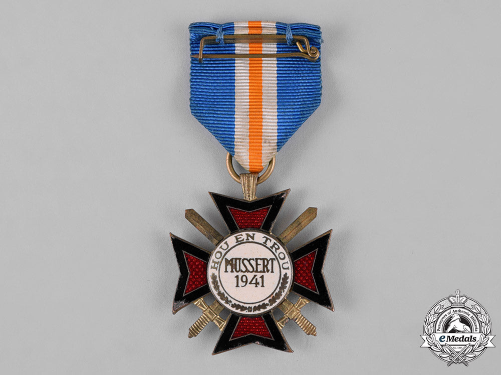 netherlands,_nsb._a_mussert_bravery_cross_c18-042898