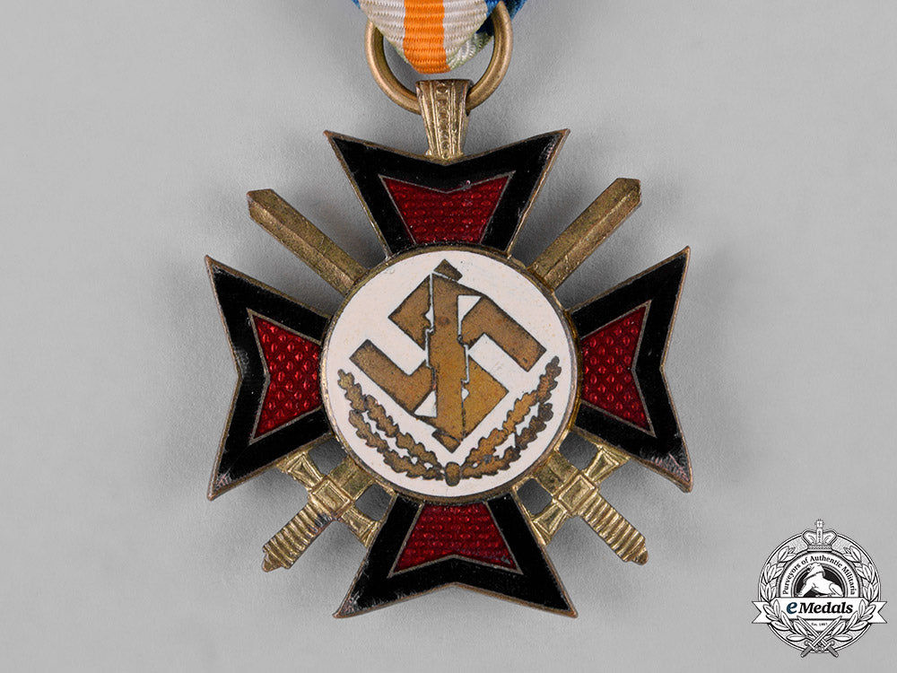 netherlands,_nsb._a_mussert_bravery_cross_c18-042899