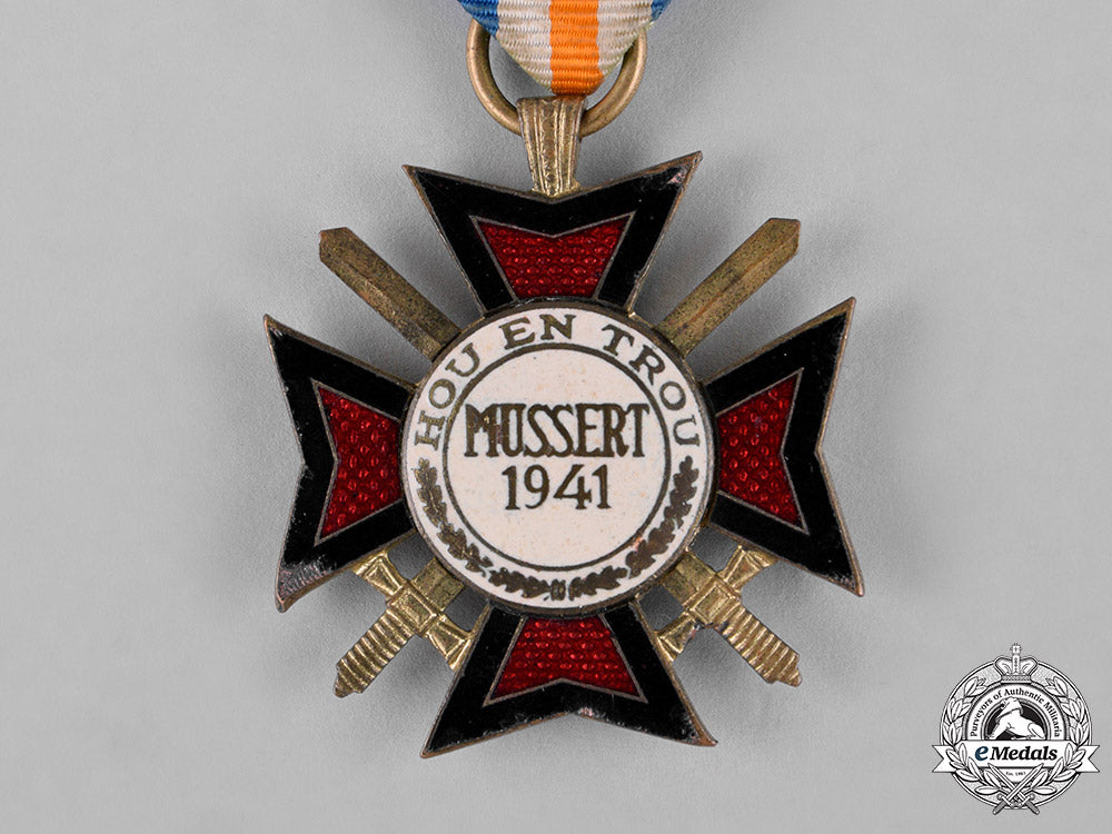 netherlands,_nsb._a_mussert_bravery_cross_c18-042900