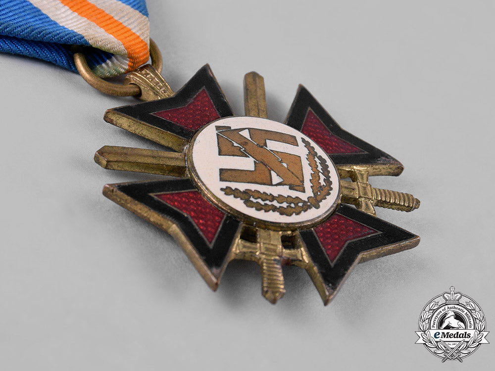 netherlands,_nsb._a_mussert_bravery_cross_c18-042901