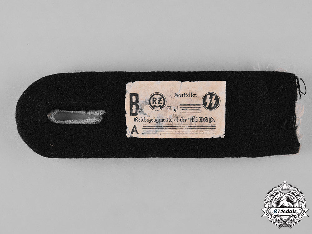 germany,_ss._an_ss_pioneer/_engineering_lieutenant_shoulder_board_c18-042913