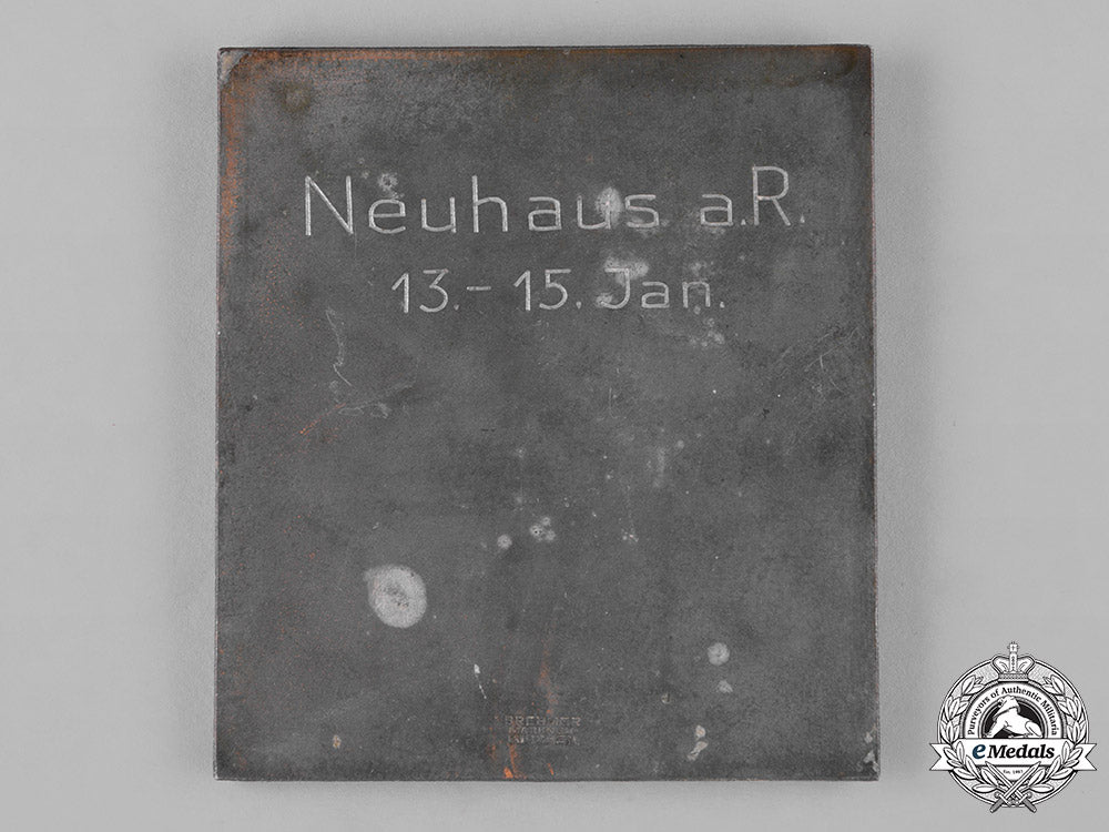 germany,_hj._an_award_plaque_for_the_performance_show_of_the_thüringen_hj,_with_presentation_case,_by_gustav_brehmer_c18-042931
