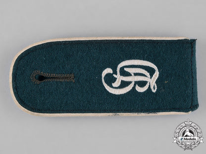 germany,_heer._a_großdeutschland_division_infantry_em_shoulder_strap_c18-042940
