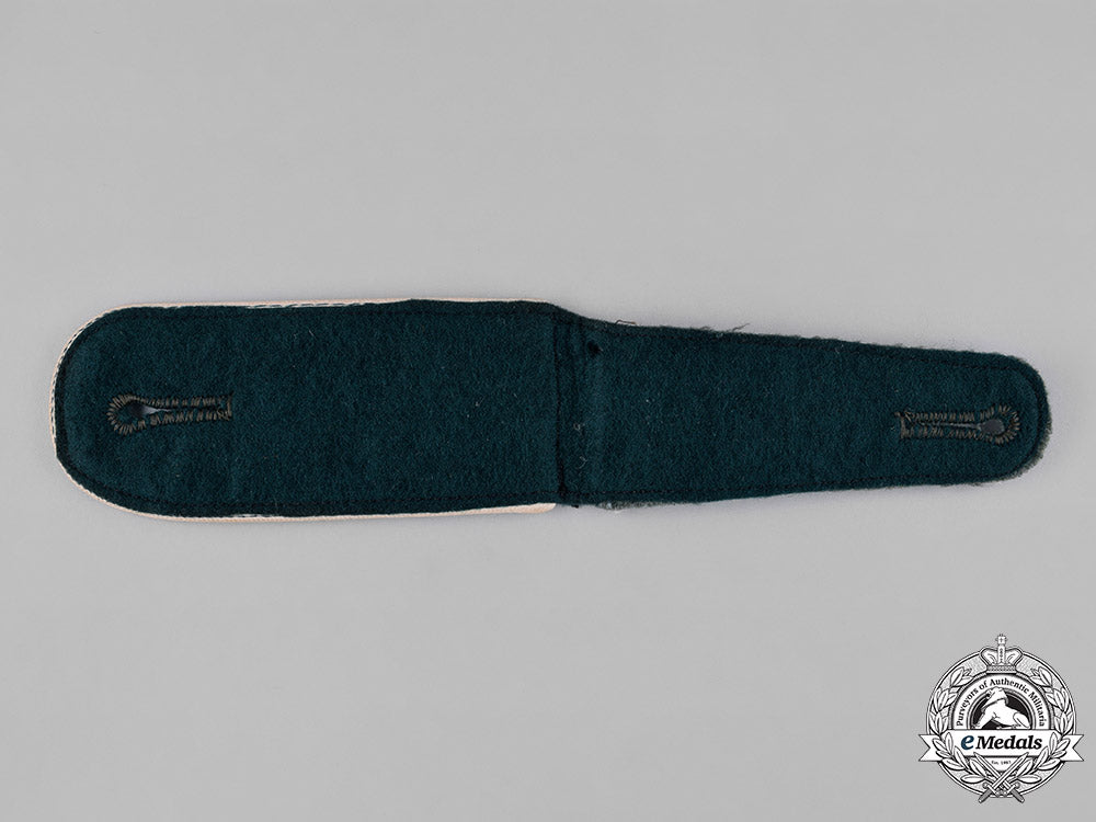 germany,_heer._a_großdeutschland_division_infantry_em_shoulder_strap_c18-042942