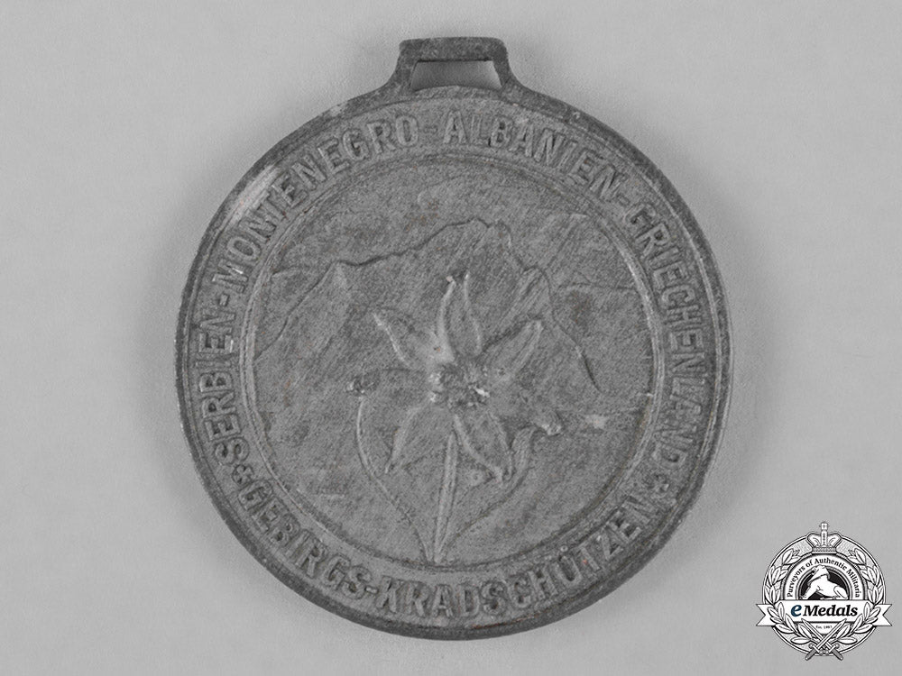 germany,_wehrmacht._a_rare_regimental_commemorative_medal_for_the1943/44_new_year_c18-042955