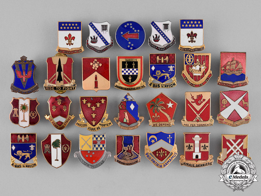 united_states._thirty-_nine_regimental_insignia_badges_c18-043066
