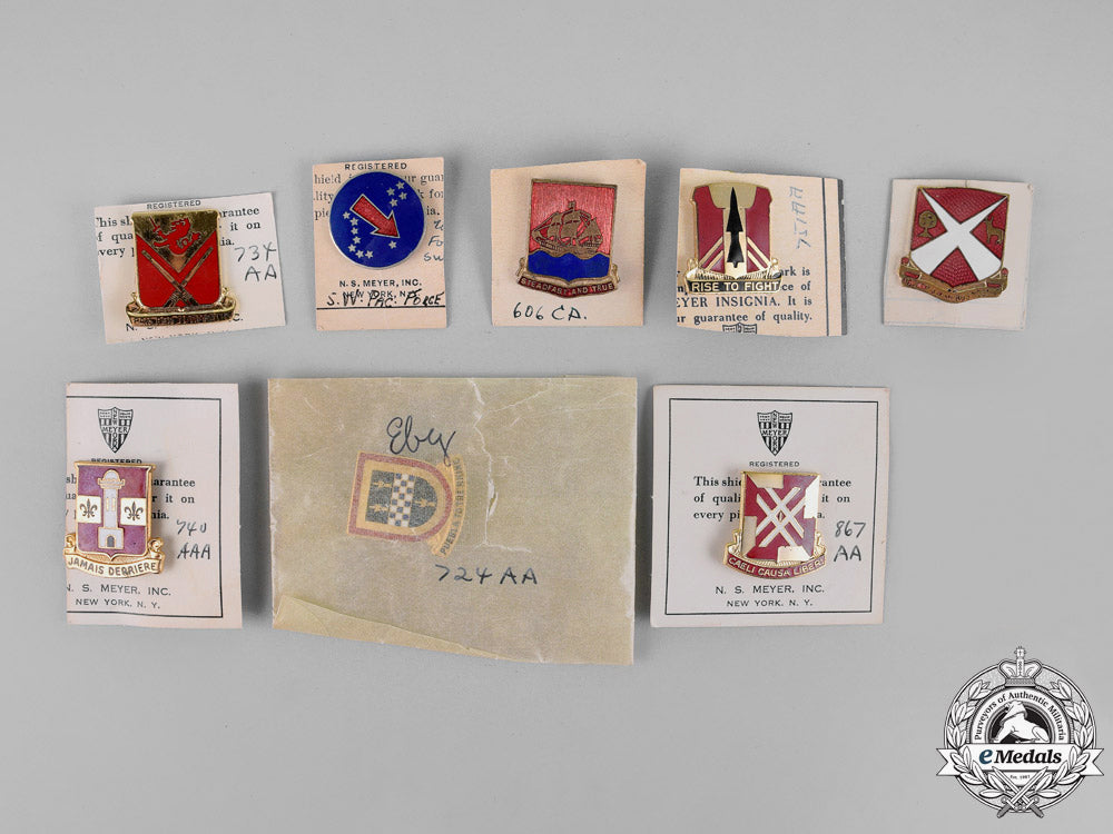 united_states._thirty-_nine_regimental_insignia_badges_c18-043070