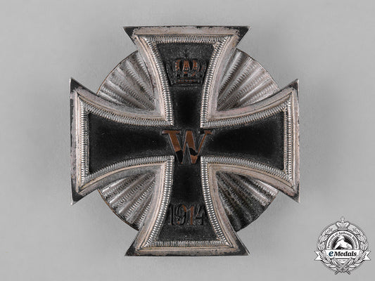 germany,_imperial._a1914_iron_cross,_i_class,_screwback_version_c18-043167