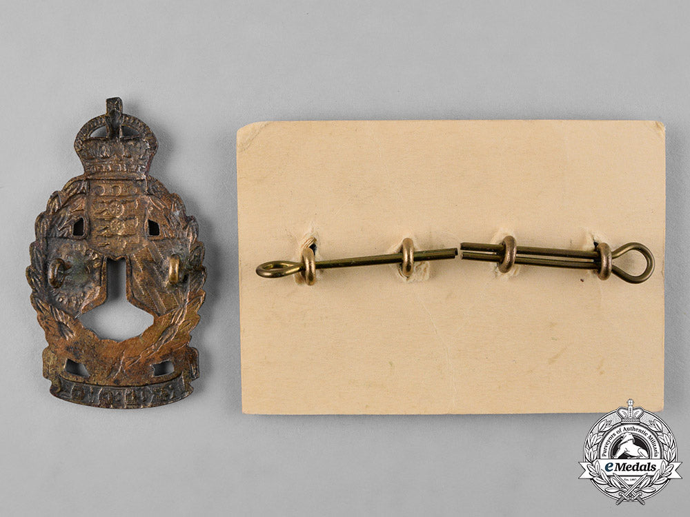 canada._a_second_war_corps_of_royal_canadian_electrical_and_mechanical_engineers_officer's_insignia_set_c18-043271