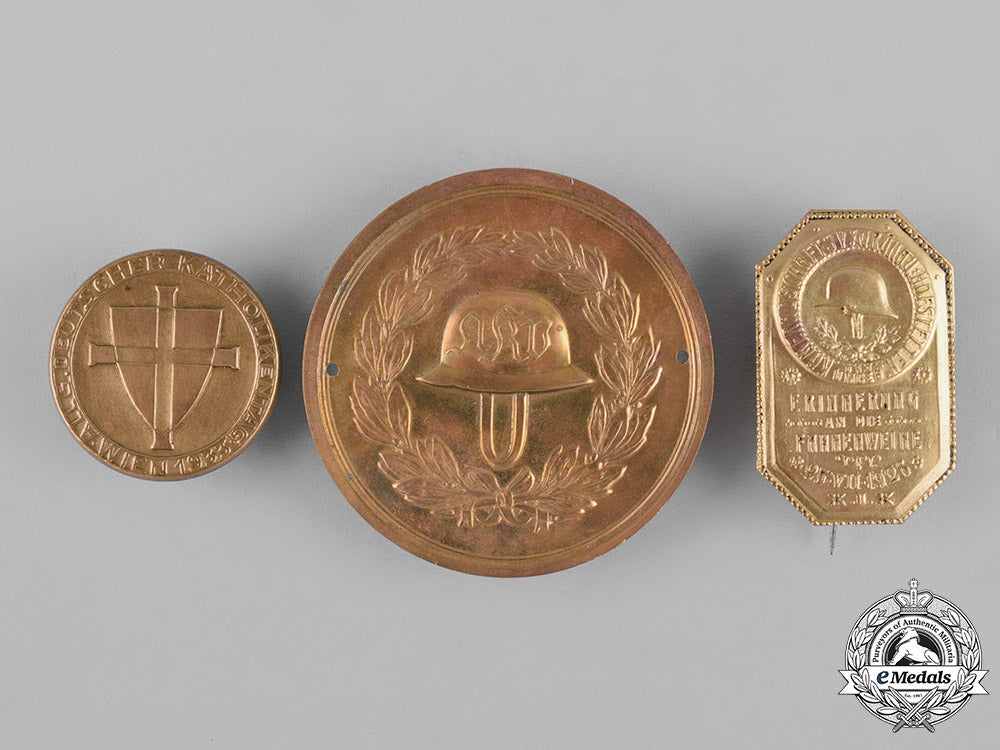 germany,_weimar._a_group_of_interwar_period_day_badges_c18-043280