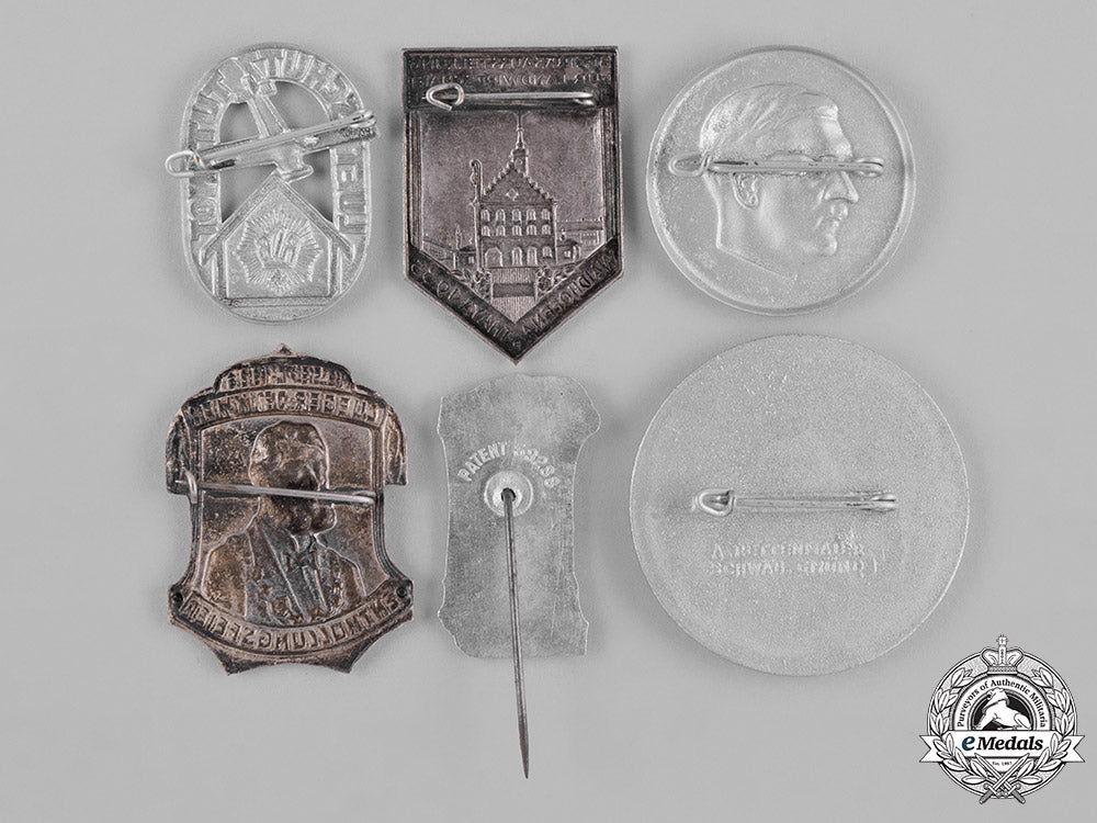 germany,_third_reich._a_lot_of_second_war_period_day_badges_c18-043341