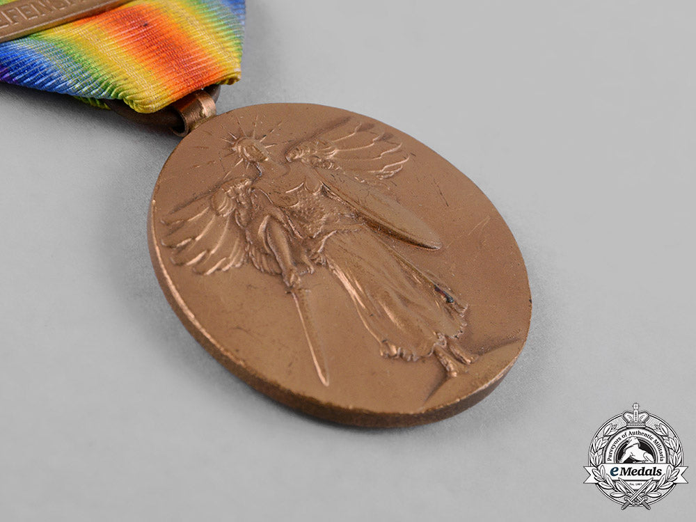 united_states._two_first_war_victory_medals_c18-043467