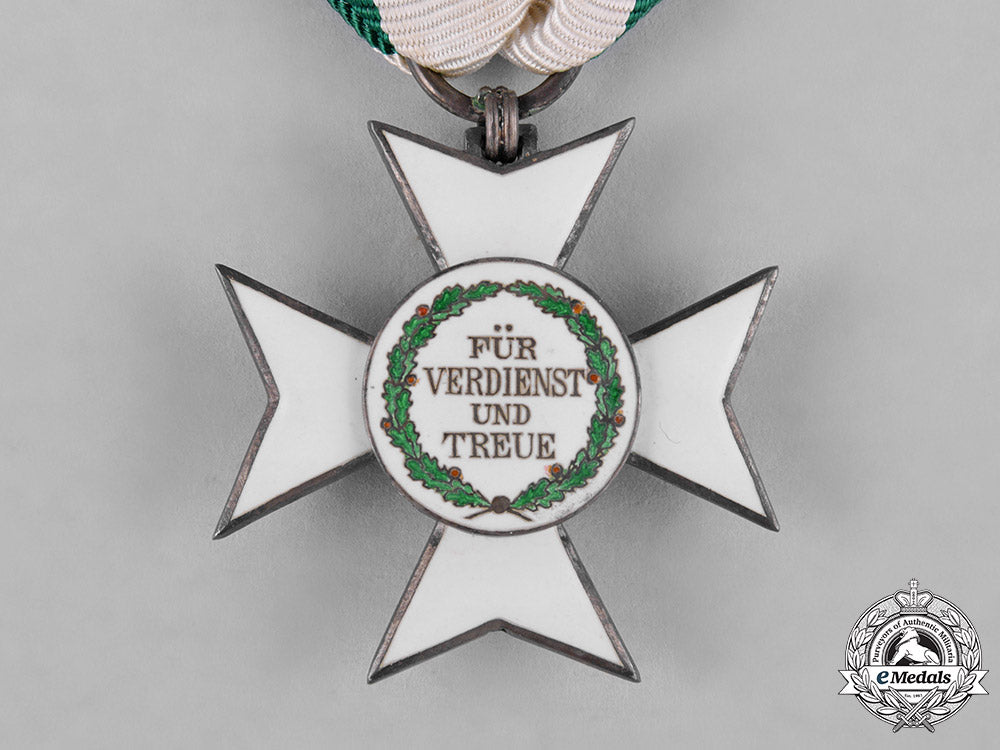 saxony,_kingdom._a_civil_merit_order,_ii_class_knight,_c.1910_c18-043566