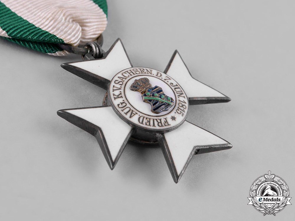 saxony,_kingdom._a_civil_merit_order,_ii_class_knight,_c.1910_c18-043567