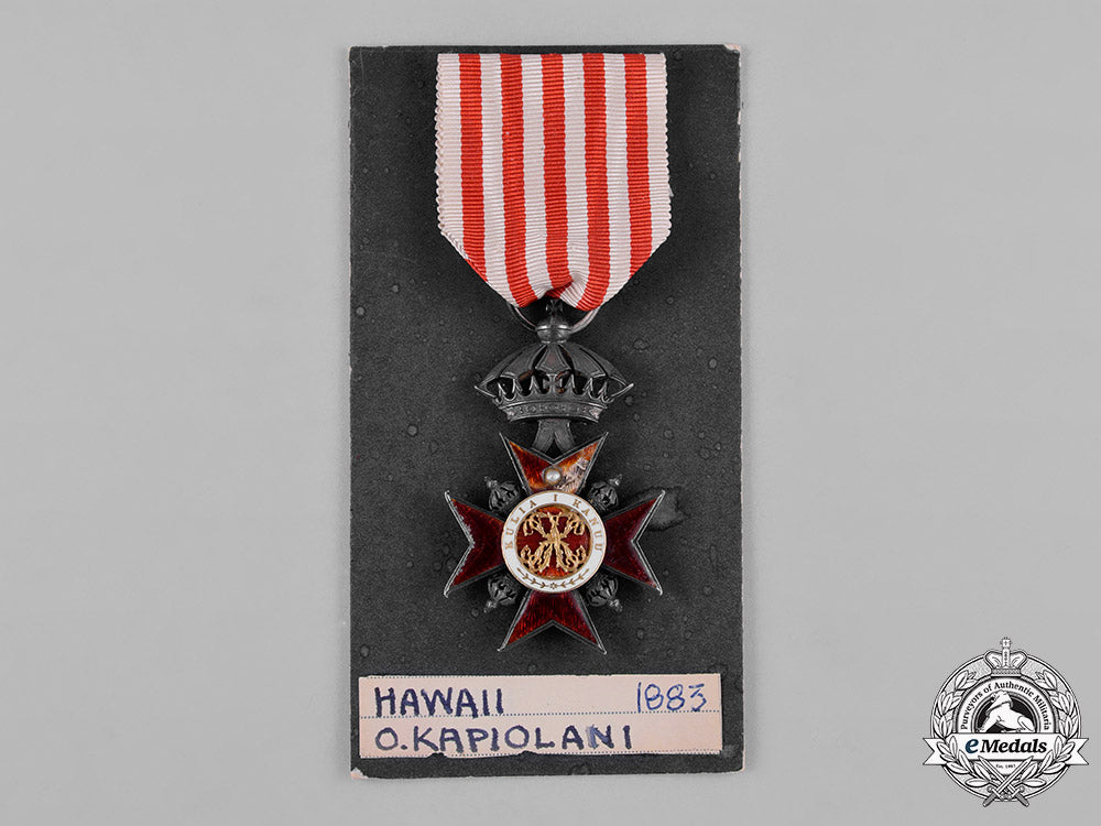 hawai’i_kingdom._a_royal_order_of_kapiolani,_companion's_badge,_c.1890_c18-043590_1_1_1_1_1_1_1_1_1_1_1_1_1_1