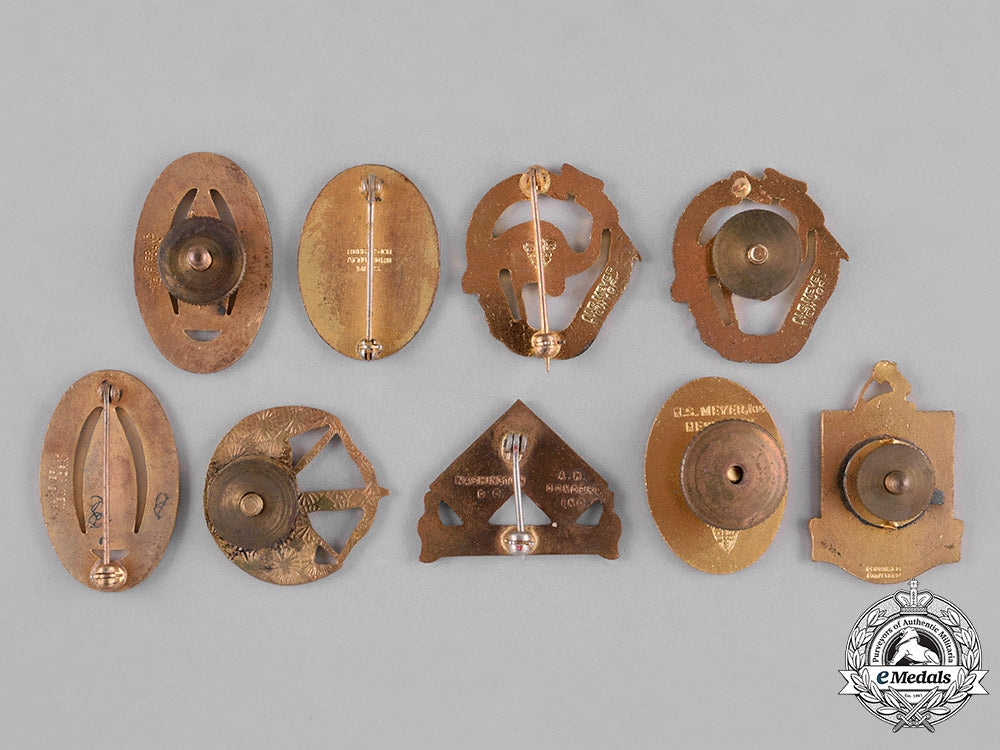 united_states._forty-_nine_regimental_insignia_badges_c18-043725