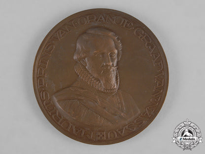 netherlands,_kingdom._a_lot_of_three_royal_medallions_c18-043738_1_1_1_1_1_1_1_1